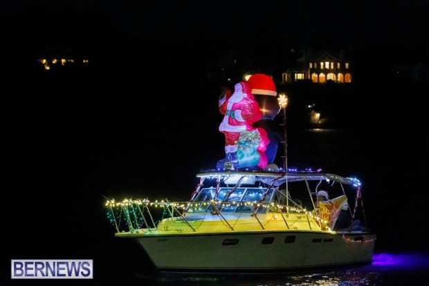 Bermuda Hamilton Christmas Boat Parade 2021 DF (8)