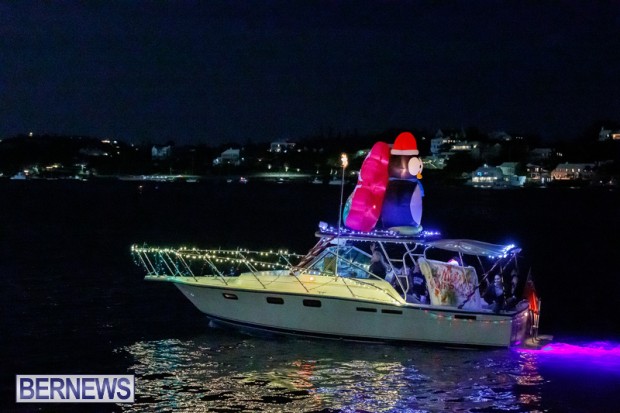 Bermuda Hamilton Christmas Boat Parade 2021 DF (9)