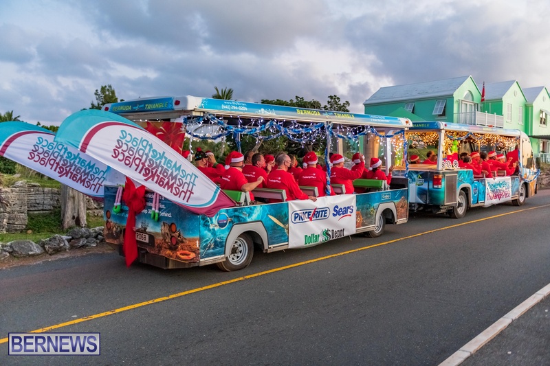 Bermuda MarketPlace Christmas Parade motorcade December 2021 JS (22)