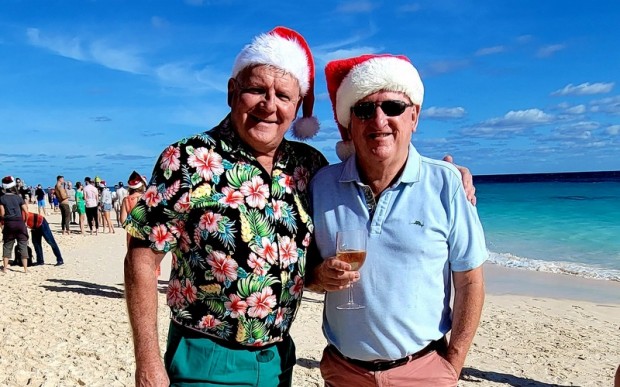 Christmas Day at Elbow Beach Bermuda December 25 2021 (9)