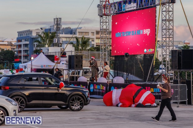 Fresh Air Films Drive-In Pajama Jam Hamilton City Bermuda Dec 2021 DF (7)