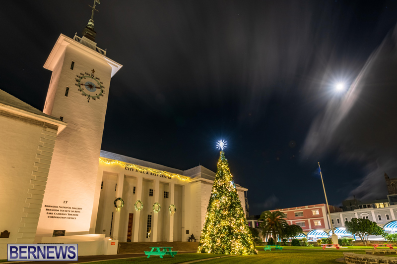 Hamilton Christmas Lights Bermuda Dec 2021 (1)