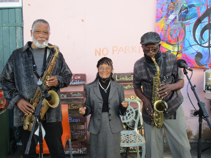 Musicians Delight Angle Street Residents & Friends Bermuda Dec 2021 (1)