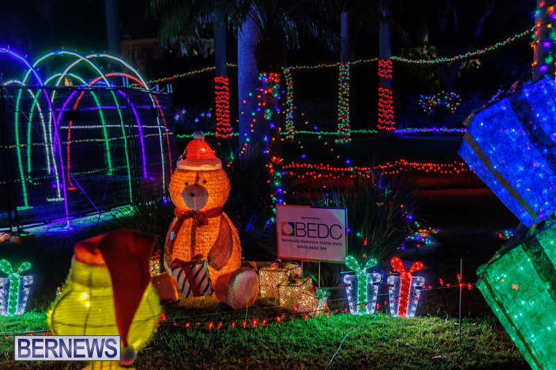 Somers Garden Bermuda Christmas Lights December 10 2021 DF (10)