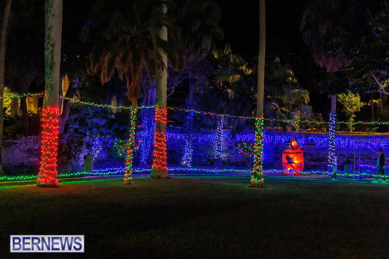 Somers Garden Bermuda Christmas Lights December 10 2021 DF (20)