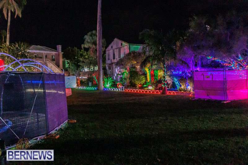 Somers Garden Bermuda Christmas Lights December 10 2021 DF (6)