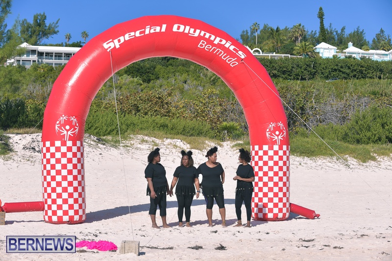 Special Olympics Bermuda  Polar Plunge beach Dec 2021 AW (41)