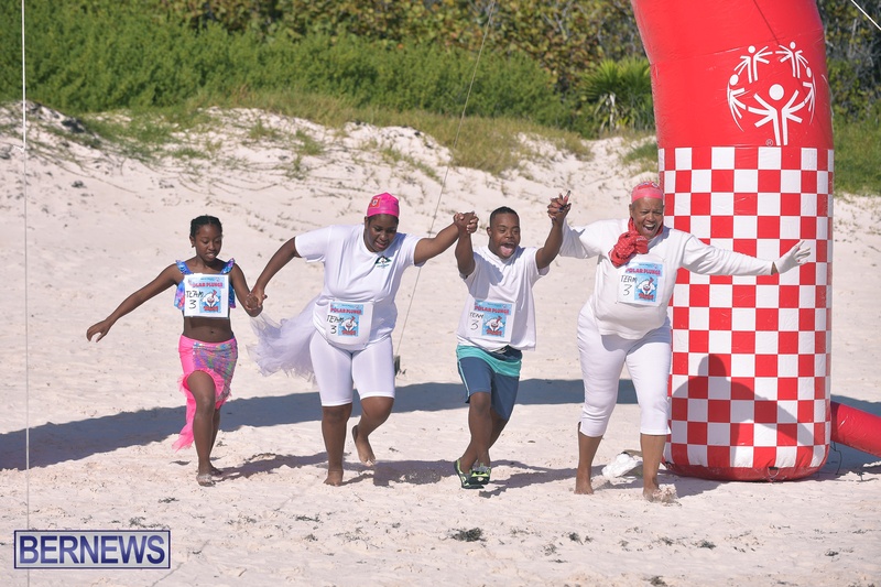 Special Olympics Bermuda  Polar Plunge beach Dec 2021 AW (51)