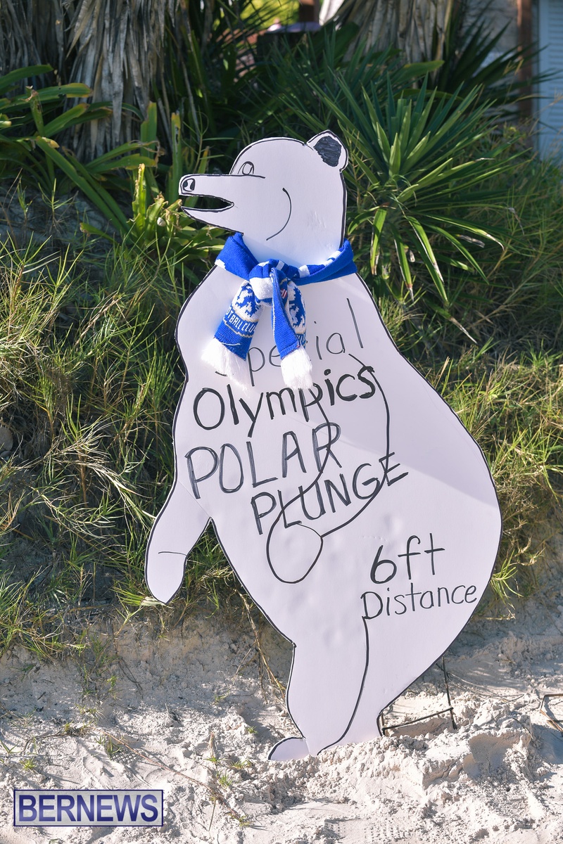 Special Olympics Bermuda  Polar Plunge beach Dec 2021 AW (9)
