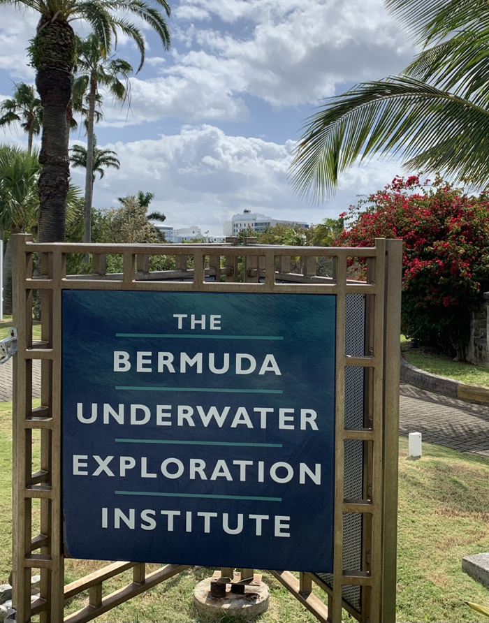 BUEI Sign Bermuda April 2022