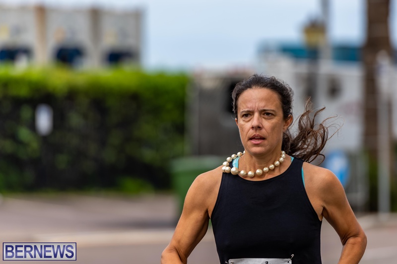 Bermuda You Go Girl relay running race Front Street Hamilton 2022 JS (57)