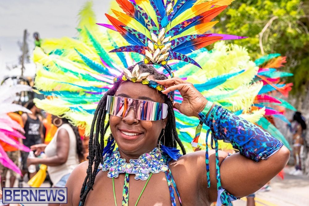 Carnival in Bermuda 'Revel de Road' Bermuda party parade June 2022 JS (22)