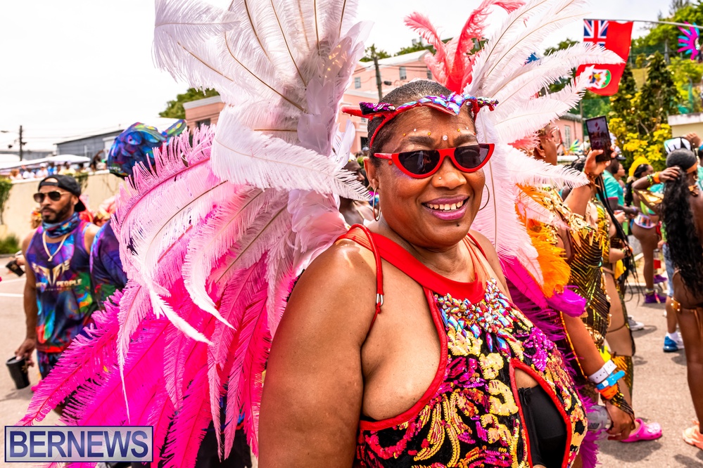 Carnival in Bermuda 'Revel de Road' Bermuda party parade June 2022 JS (3)