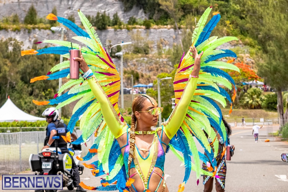 Carnival in Bermuda 'Revel de Road' Bermuda party parade June 2022 JS (30)