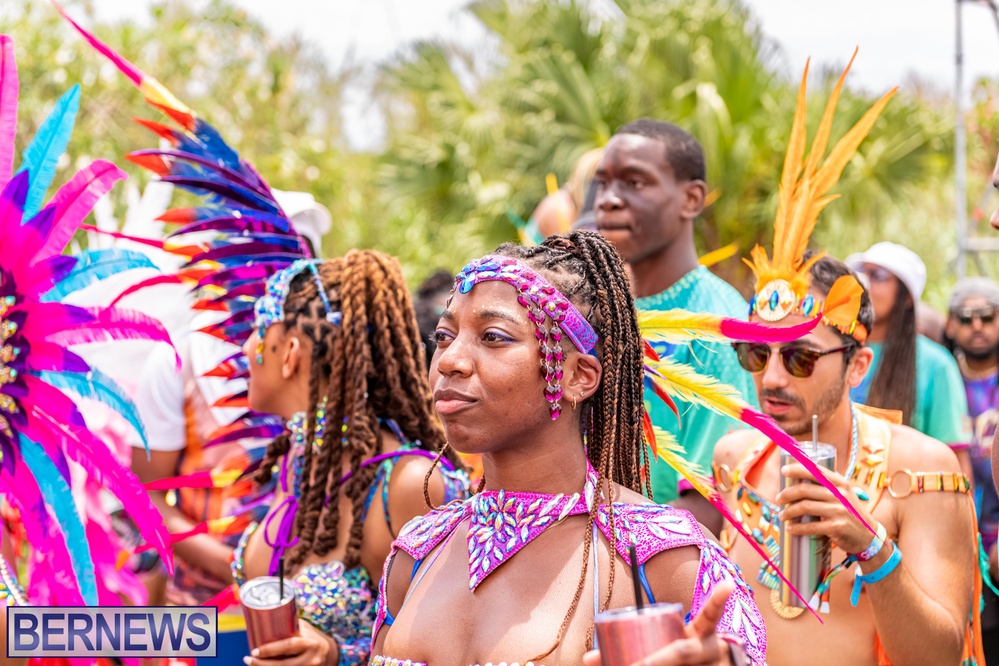 Carnival in Bermuda 'Revel de Road' Bermuda party parade June 2022 JS (44)