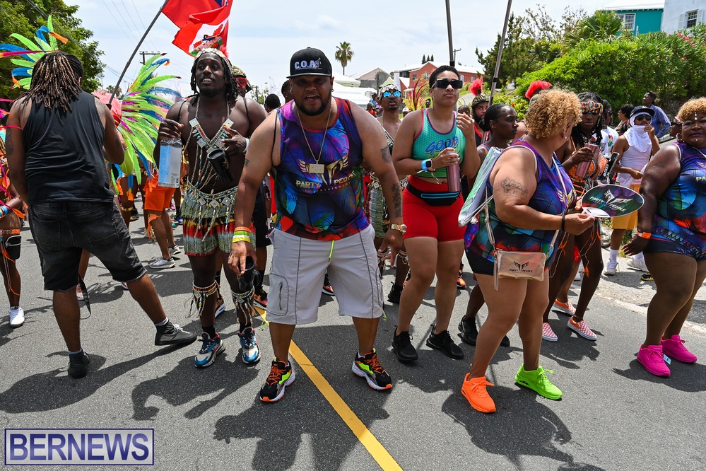 Carnival in Bermuda ‘Revel de Road’ event  party June 2022 AW (12)