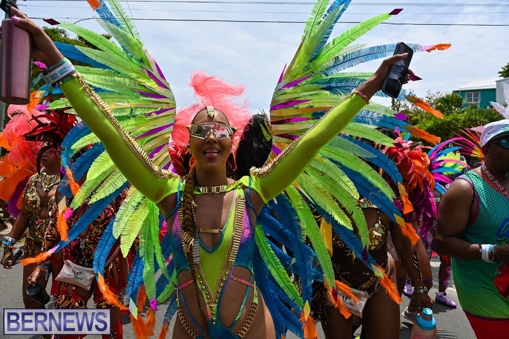 Carnival in Bermuda ‘Revel de Road’ event  party June 2022 AW (14)