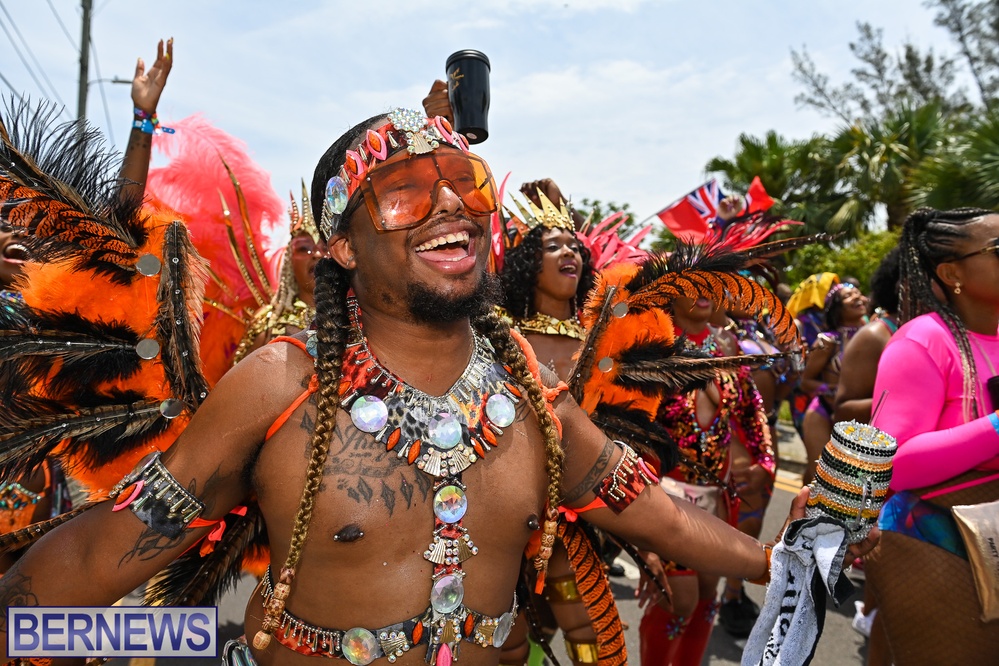 Carnival in Bermuda ‘Revel de Road’ event  party June 2022 AW (19)