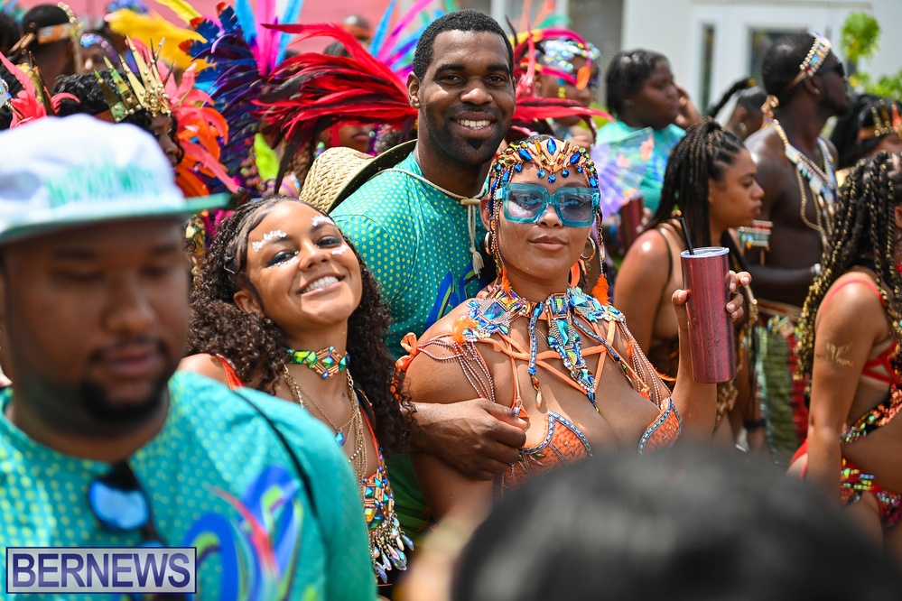 Carnival in Bermuda ‘Revel de Road’ event  party June 2022 AW (64)