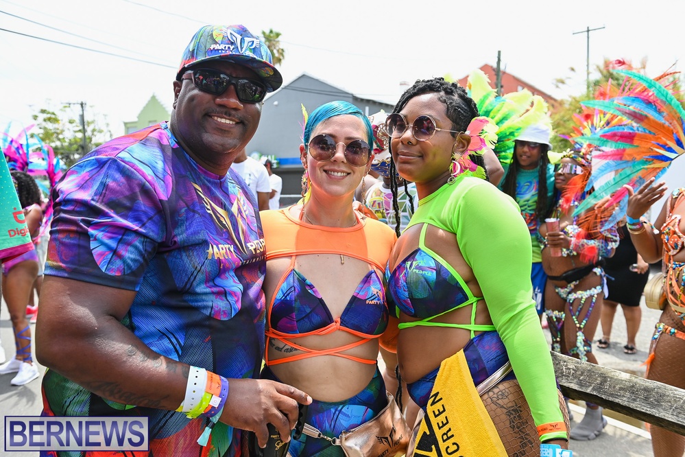 Carnival in Bermuda ‘Revel de Road’ event  party June 2022 AW (7)