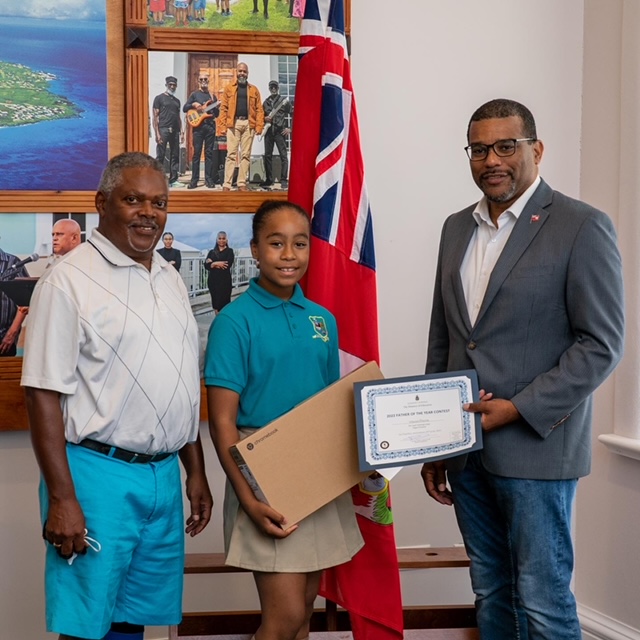 Father Of The Year Essay Competition Winners Bermuda June 16 2022 (2)