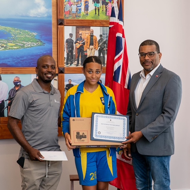 Father Of The Year Essay Competition Winners Bermuda June 16 2022 (3)