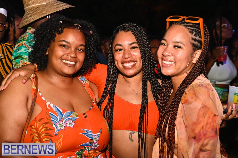 Nova Mas Swizzle Sunrise Bermuda June 2022 Carnival AW (20)