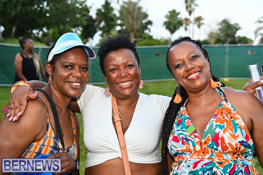 Nova Mas Swizzle Sunrise Bermuda June 2022 Carnival AW (43)