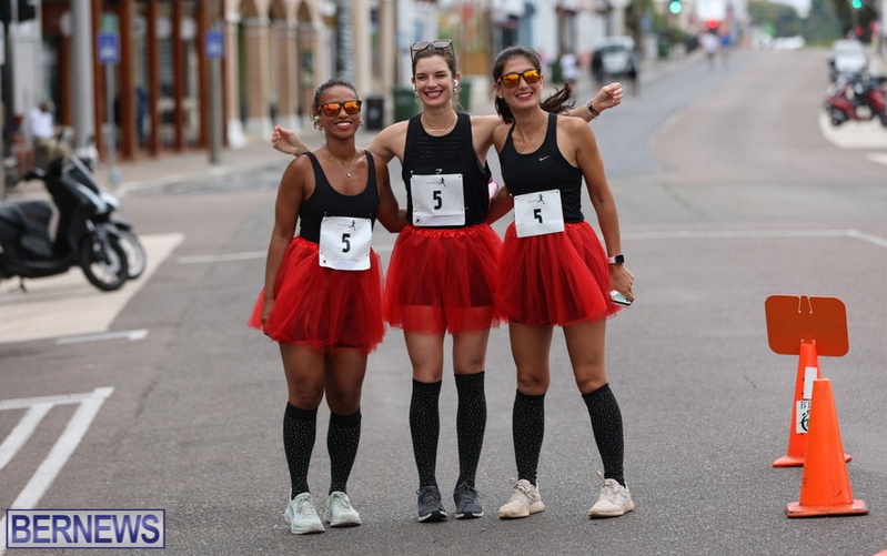 You Go Girl relay race Bermuda June 2022 DF (4)