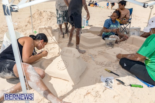 2010 Bermuda Sandcastle Contest Sept 21 Bernews DF (17)