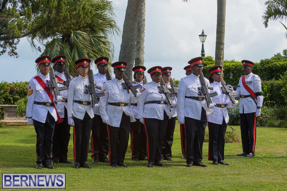 21-Rifle Salute For Queen Elizabeth II Bermuda 2022 AW (17)