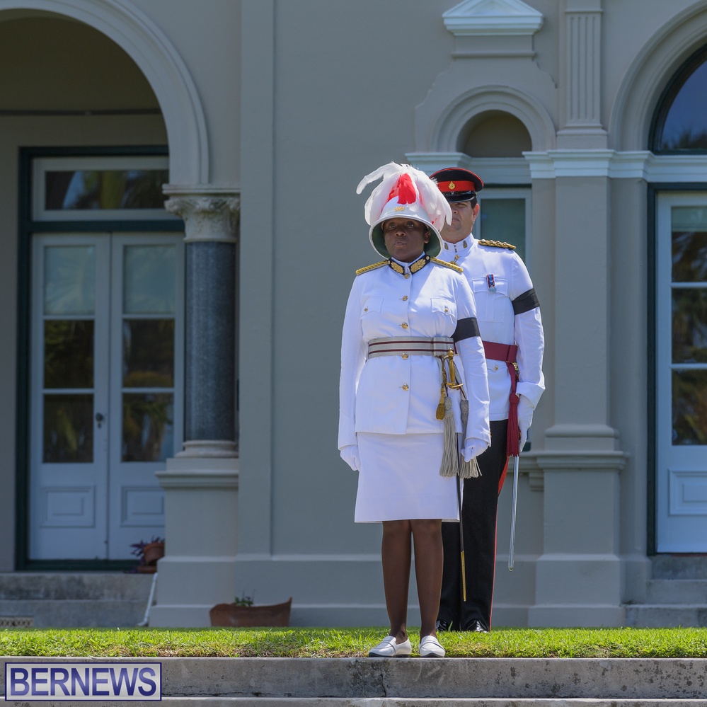 21-Rifle Salute For Queen Elizabeth II Bermuda 2022 AW (24)