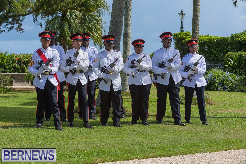 21-Rifle Salute For Queen Elizabeth II Bermuda 2022 AW (28)