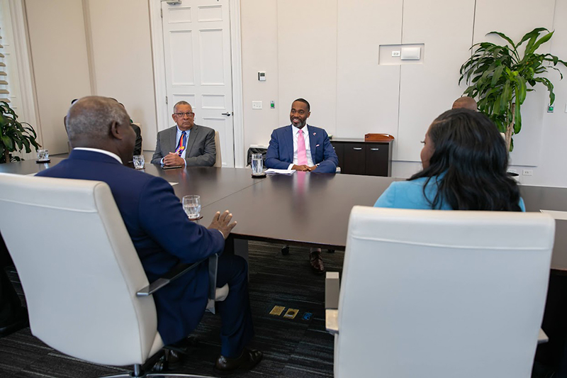Premier and Bahamian Prime Minister Meeting Bermuda Oct 20 2022 (2)