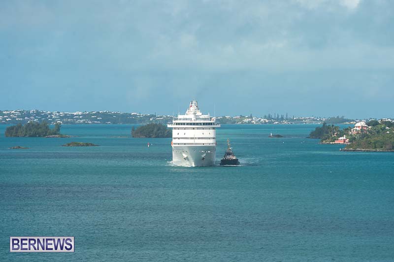 Seven Seas Navigator In Hamilton Bermuda October 26, 2022_1