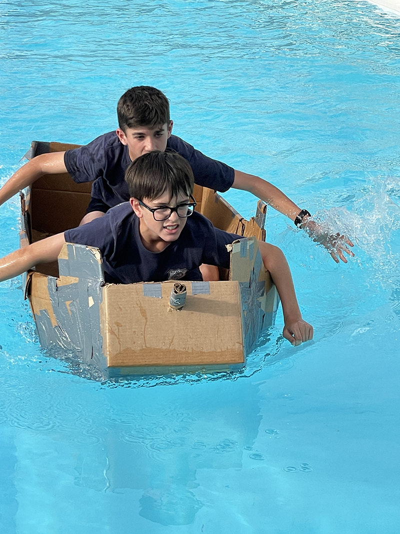 Warwick Academy Cardboard Boat Race Bermuda Nov 2022 (14)