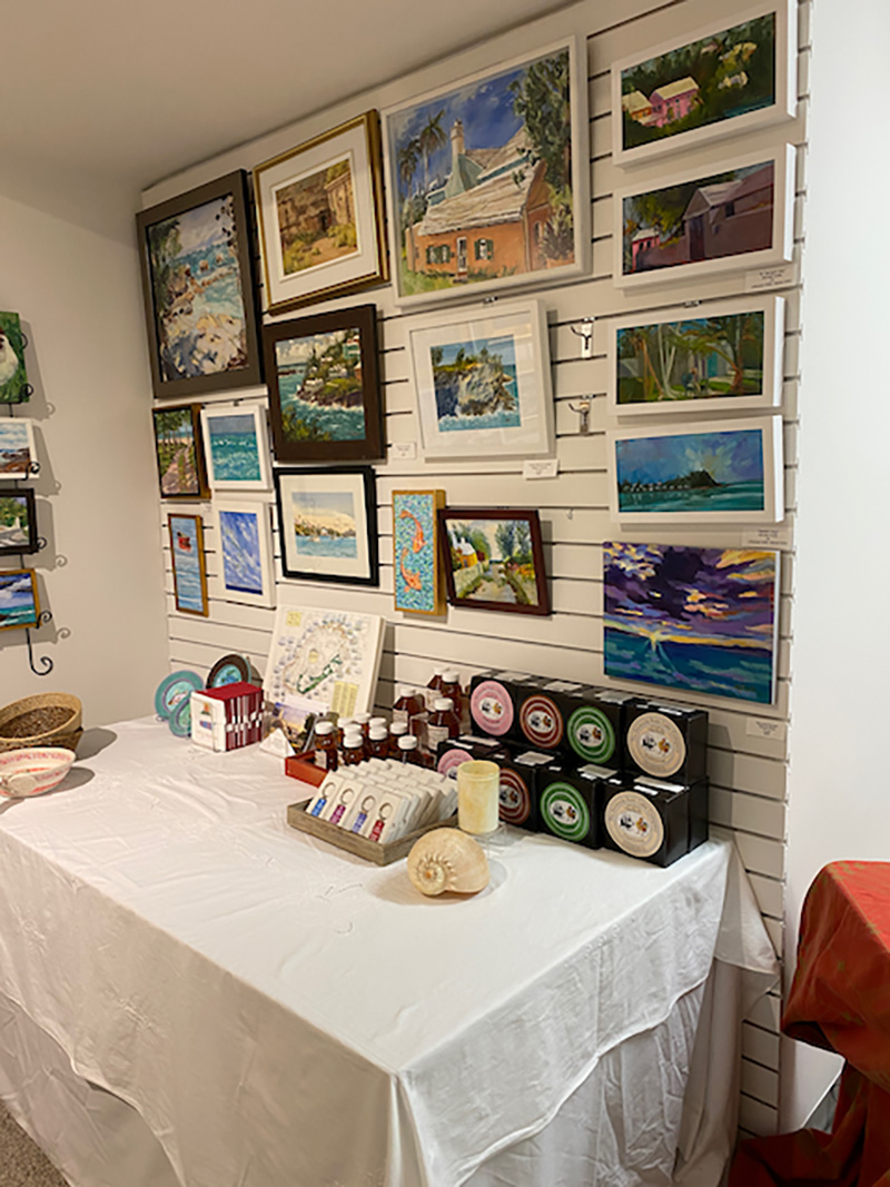 Bermuda Arts Centre's Pop Up Gallery December 6, 2022_5
