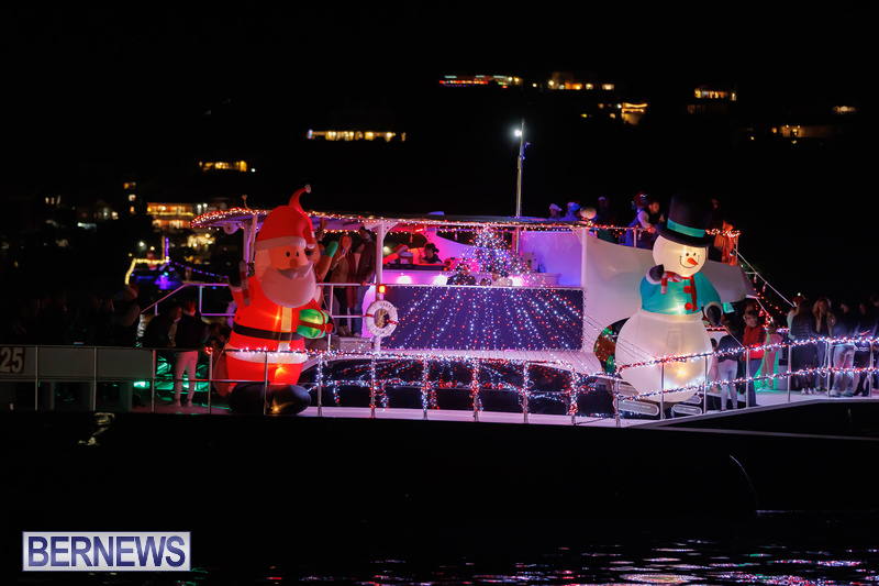 Christmas Boat Parade,  Dec 11 2022 DF-74