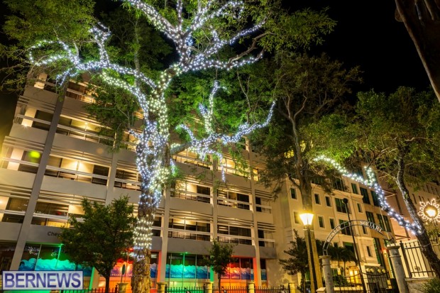 Hamilton city Bermuda island Christmas holiday lights 2022 JS (3)