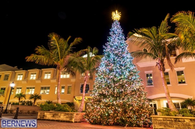 Hamilton city Bermuda island Christmas holiday lights 2022 JS (6)