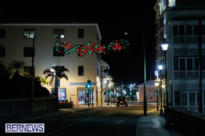 Hamiton Christmas lights Bermuda Dec 19 2022 DF (18)