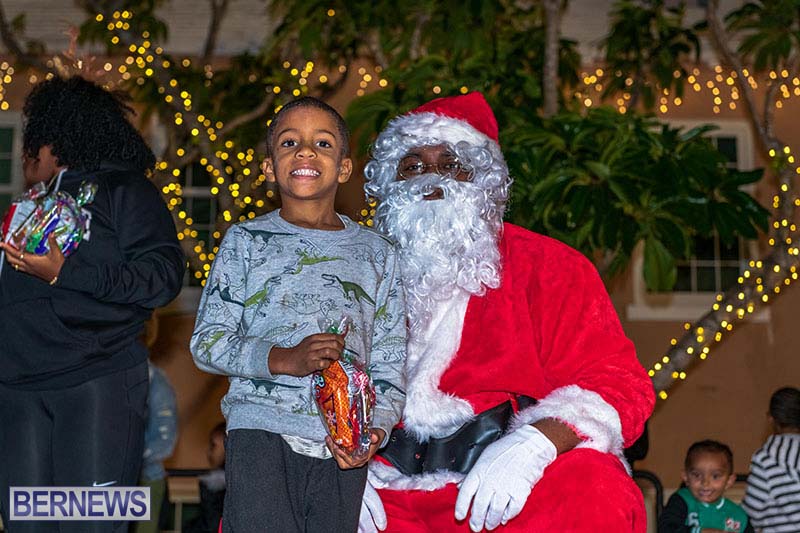 Santa Comes To St George's Bermuda December 4, 2022_88