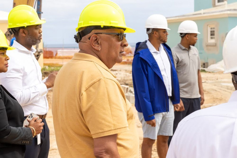 Cabinet Committee on Economic Development Bermudiana Beach Resort Visit May 2023_2