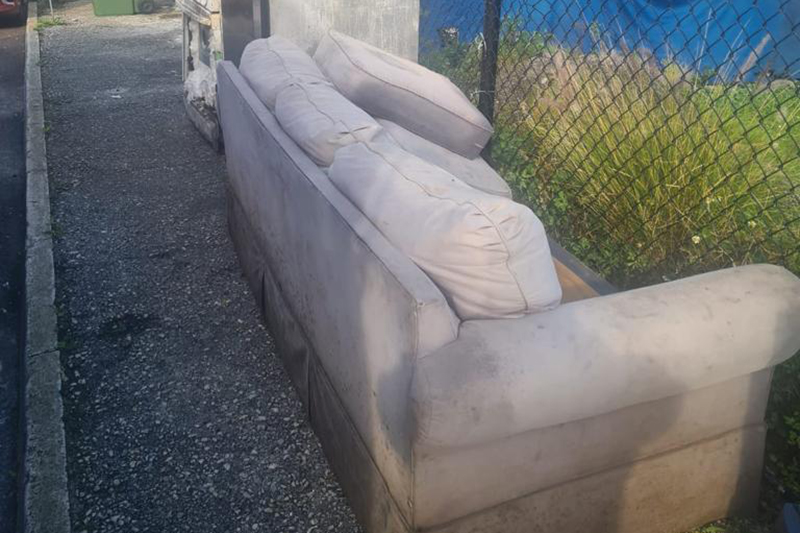 Illegal Dumping In The City Bermuda May 4 2023 (6)