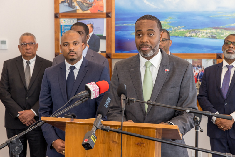 Govt Press Conference On Minimum Wage Bermuda June 1 2023 (1)