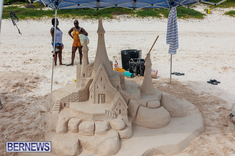 The annual Bermuda Sandcastle Competition at Horseshoe Bay Beach 2022 DF (4)