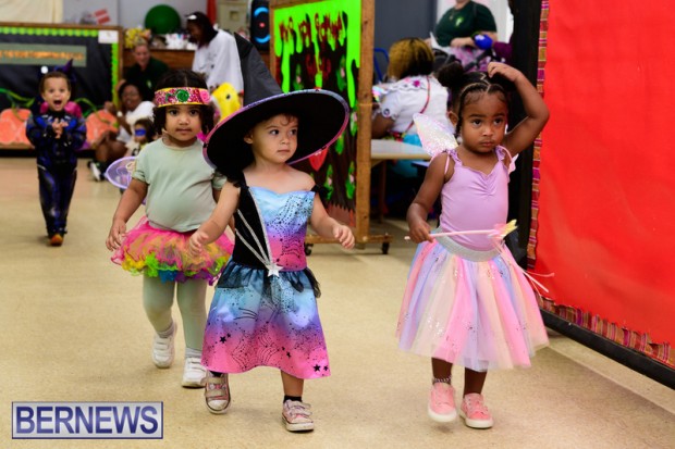 Tree Tops II Preschool Bermuda Halloween kids parade October 2023 AW (17)