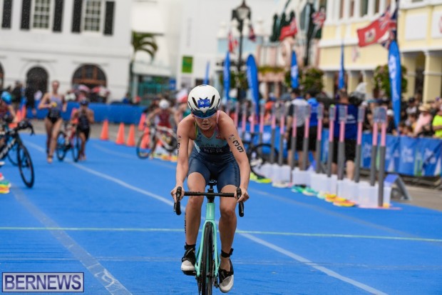 2022 Bermuda WTCS Triathlon elite women AW (156)