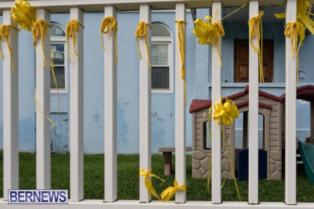 Jewish Community of Bermuda yellow ribbons nov 2023 (2)