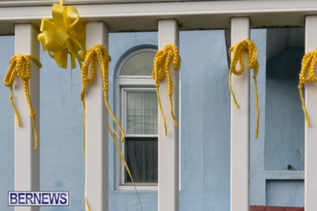 Jewish Community of Bermuda yellow ribbons nov 2023 (4)
